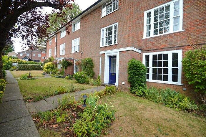 2 Bedroom Maisonette To Rent In Avenue Road, St Albans, AL1
