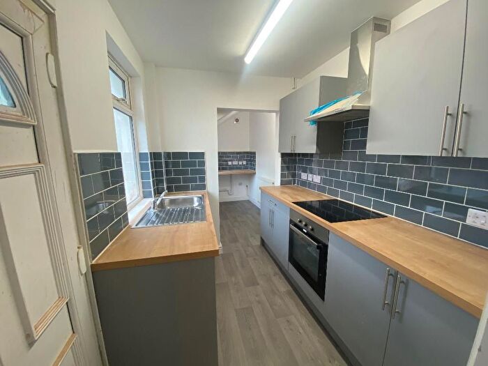 2 Bedroom Terraced House To Rent In Albert Avenue, Wellsted Street, Hull, HU3