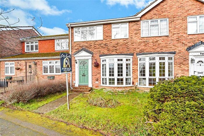 3 Bedroom Terraced House For Sale In Mierscourt Road, Rainham, Gillingham, Kent, ME8