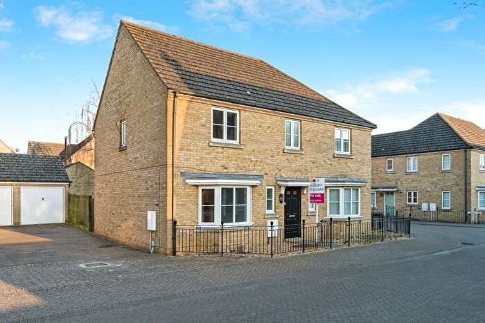 3 Bedroom House To Rent In Chelmer Way, Ely, CB6