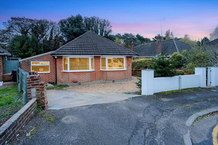 3 Bedroom Detached Bungalow For Sale In Jessopp Close, Bournemouth, BH10
