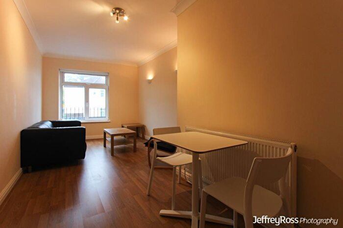 1 Bedroom Flat To Rent In Newport Road, Roath, CF24