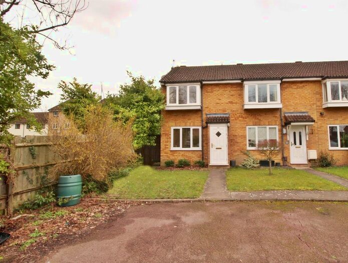 2 Bedroom End Of Terrace House To Rent In Danziger Way, Borehamwood, WD6