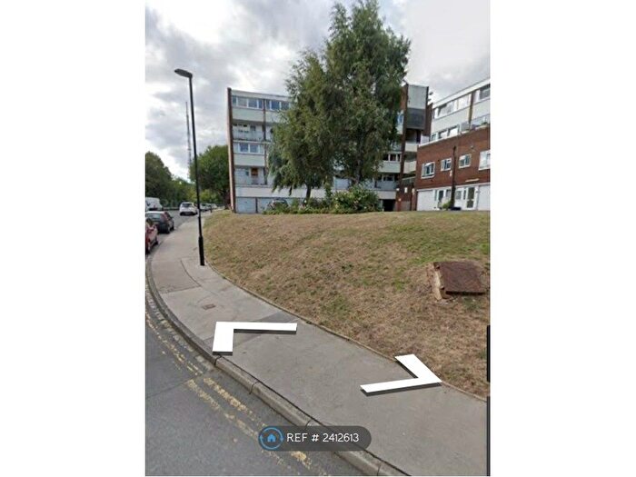 3 Bedroom Maisonette To Rent In Cantley Gardens, London, SE19