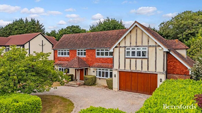 4 Bedroom Detached House For Sale In Willow Green, Ingatestone, CM4