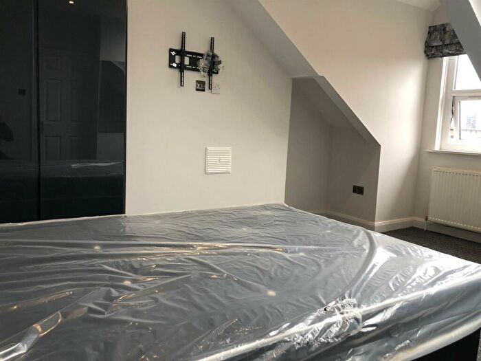 3 Bedroom House To Rent In Brudenell Street, Leeds, LS6