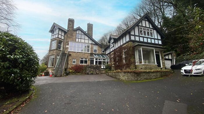 3 Bedroom Apartment For Sale In Manchester Road, Buxton, SK17