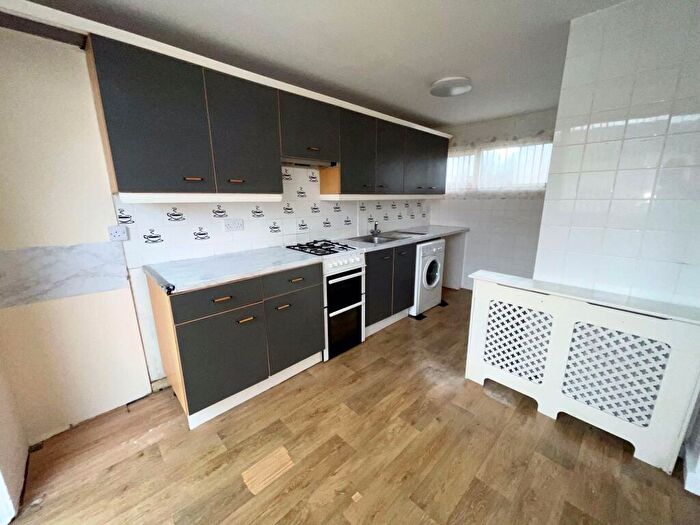 4 Bedroom Terraced House To Rent In Ash Grove, Craigshill, Livingston, EH54