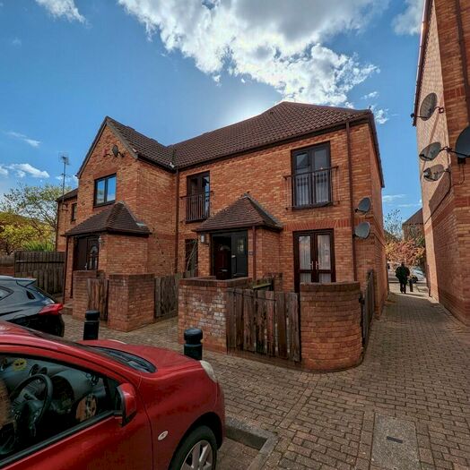 2 Bedroom Flat To Rent In Evelyn Denington Road, London, E6