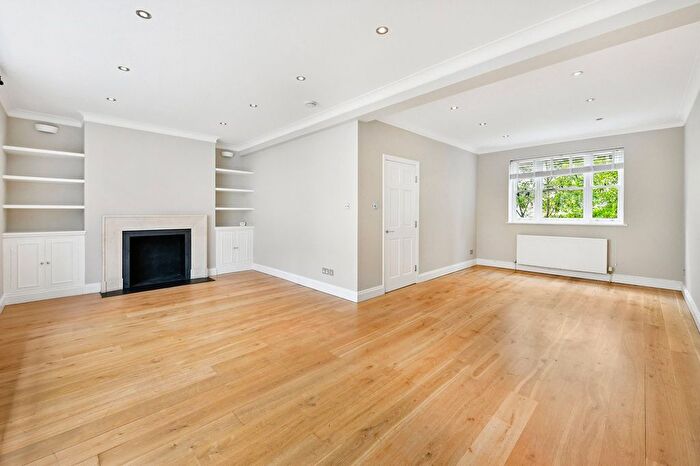 4 Bedroom Detached House To Rent In Eaton Mews South, Belgravia, SW1W
