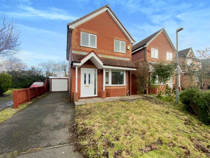 3 Bedroom Detached House To Rent In Skipton Close, Bamber Bridge, Preston, PR5