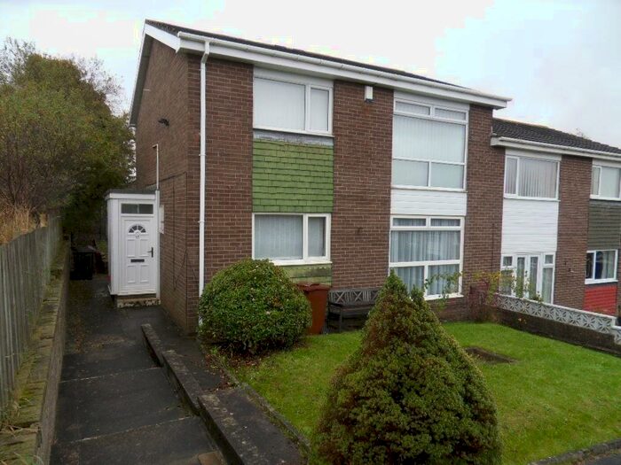 Flats to rent in West Denton, Tyne and Wear