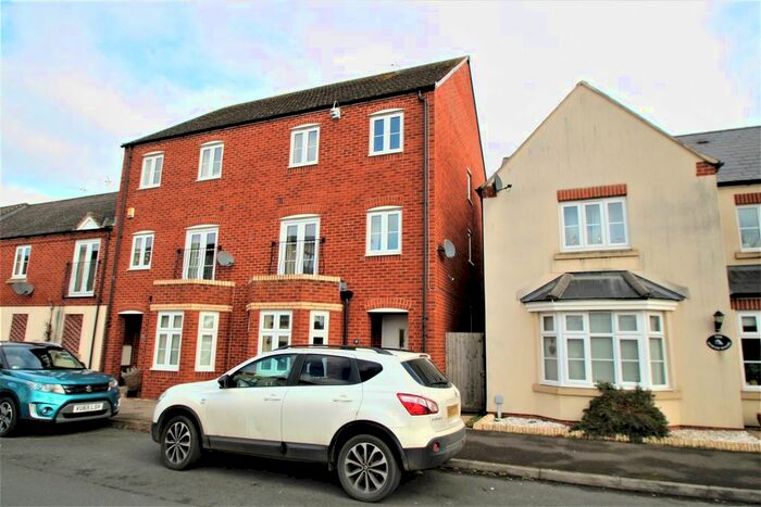 3 Bedroom Property To Rent In Trafalgar Road, Tewkesbury, GL20