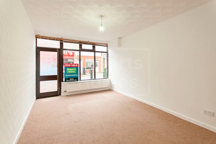 4 Bedroom Detached House For Sale In Station Road, Ystradgynlais, Swansea, West Glamorgan, SA9