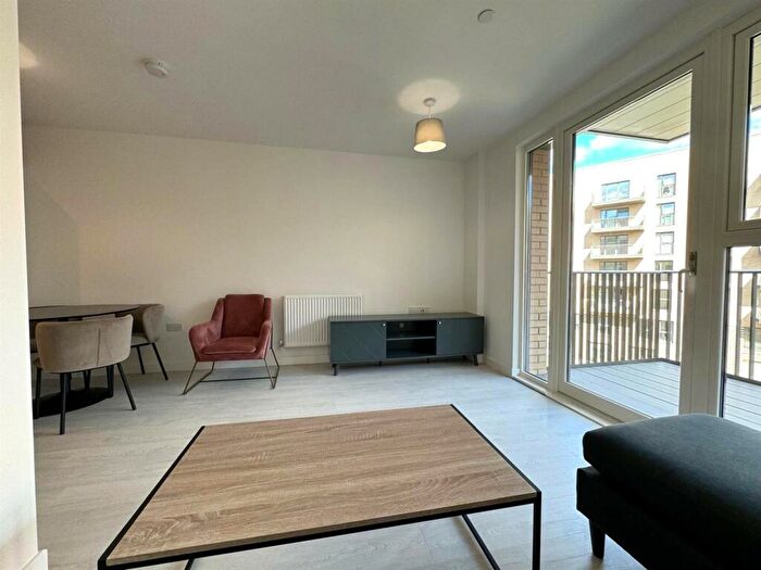 2 Bedroom Apartment To Rent In Shearwater Drive, Hendon Waterside, West Hendon, NW9