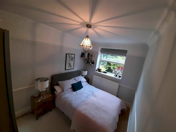 2 Bedroom Flat To Rent In Stanford Road, London, SW16