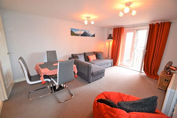 2 Bedroom Flat To Rent In Middlewood Street, Salford, M5