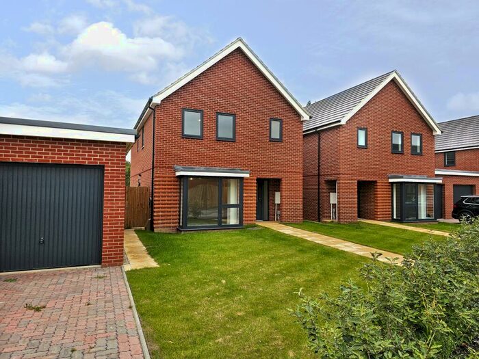 4 Bedroom Detached House To Rent In Paddocks Lane, Ramsey, Harwich, CO12