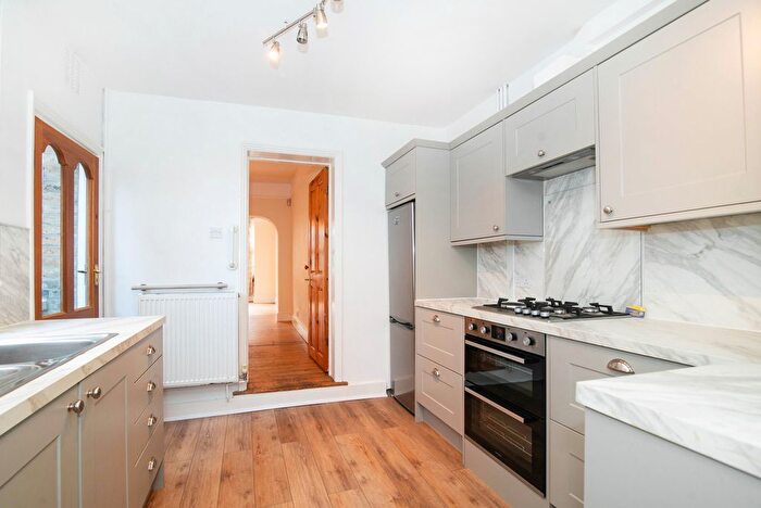 2 Bedroom Cottage To Rent In Sherland Road, Twickenham, TW1