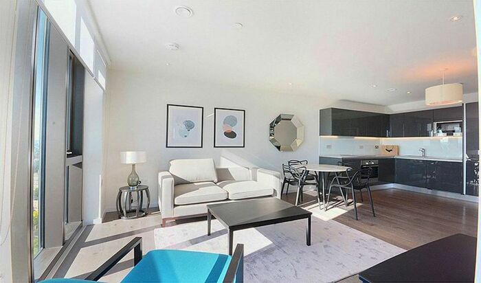 1 Bedroom Flat To Rent In St Gabriel Walk, Elephant And Castle, London, SE1