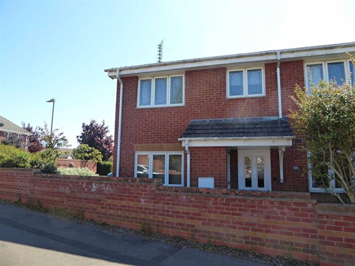 1 Bedroom Maisonette To Rent In Desdemona Avenue, Warwick Gates, Warwick, CV34