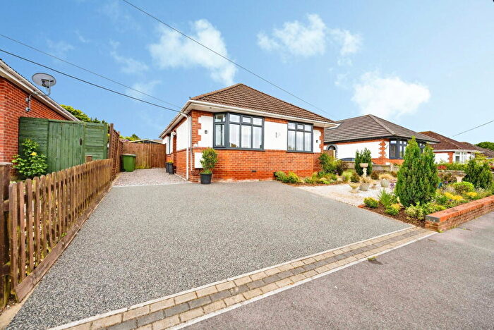 2 Bedroom Detached House For Sale In Burns Road, Southampton, SO19