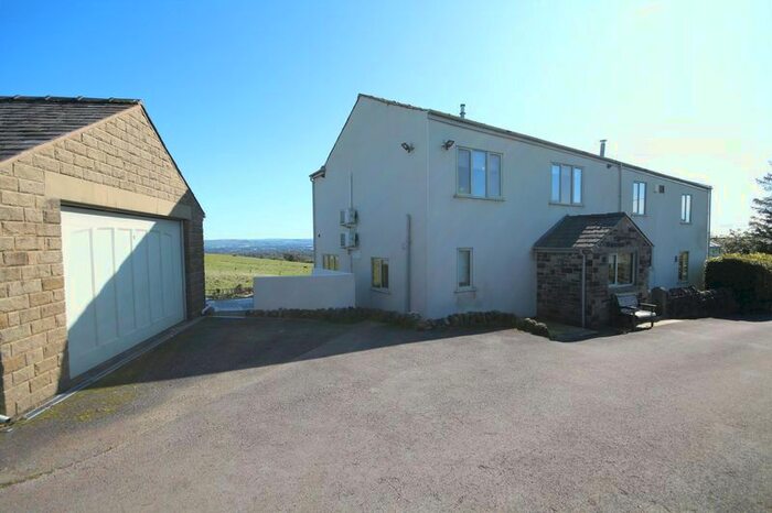 4 Bedroom Detached House To Rent In Springview, New Birtle, Birtle, Bury BL9