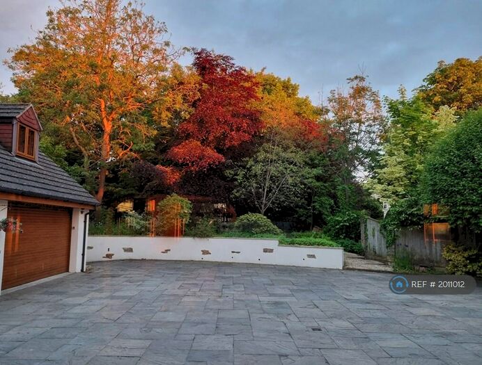 1 Bedroom Flat To Rent In Marsh Lane, Yeovil, BA21