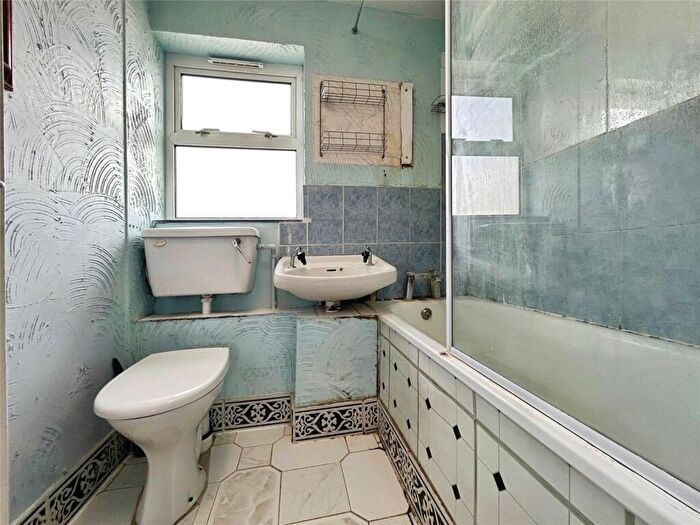 3 Bedroom Terraced House For Sale In Milwards, Harlow, Essex, CM19