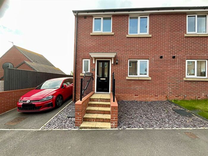 3 Bedroom Property To Rent In Wagoners Way, East Ayton, YO13