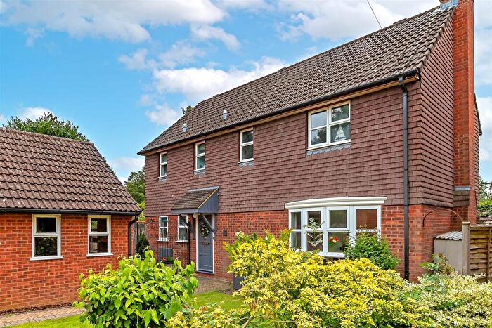 4 Bedroom Detached House For Sale In Merryfields, St. Albans, AL4