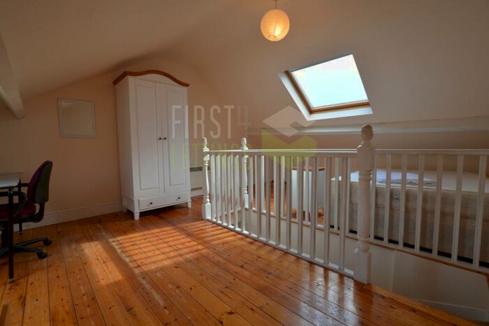 4 Bedroom Terraced House To Rent In Lytton Road, Clarendon Park, LE2