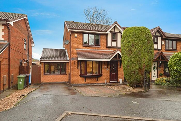 3 Bedroom Detached House For Sale In Carpenters Walk, Droylsden, Manchester, Greater Manchester, M43