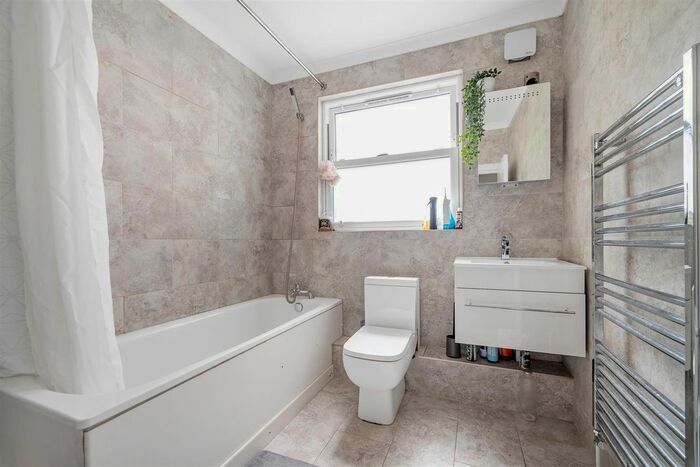 1 Bedroom Flat To Rent In Cotswold Street, West Norwood, SE27