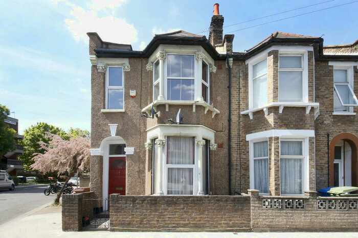 1 Bedroom Flat To Rent In Ethnard Road, London, SE15