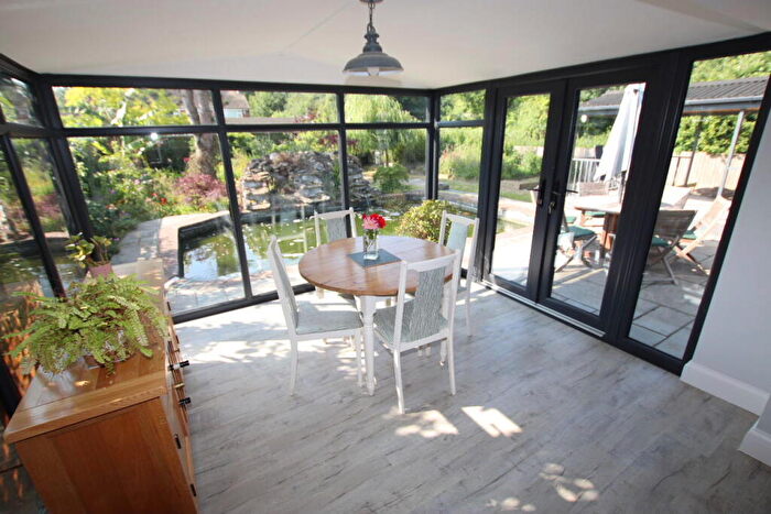 2 Bedroom Bungalow For Sale In New Town Road, Thorpe Le Soken, CO16