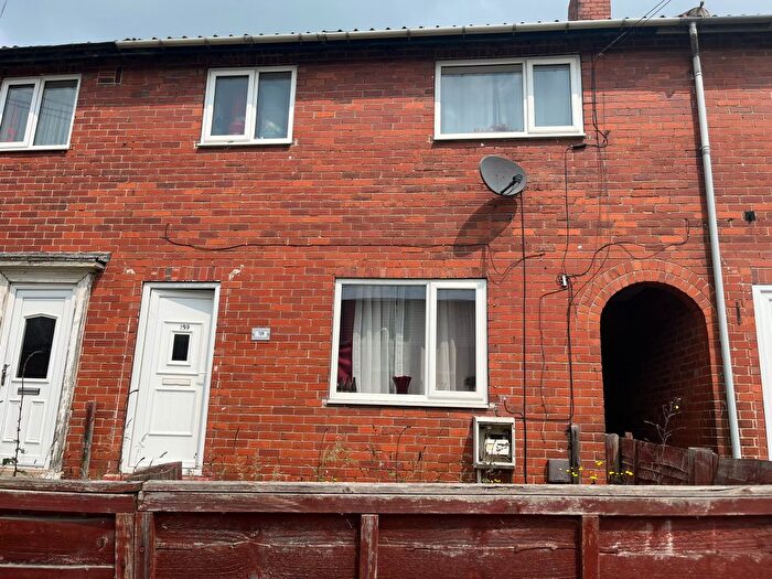 3 Bedroom Terraced House For Sale In Smeaton Road, Pontefract, WF9