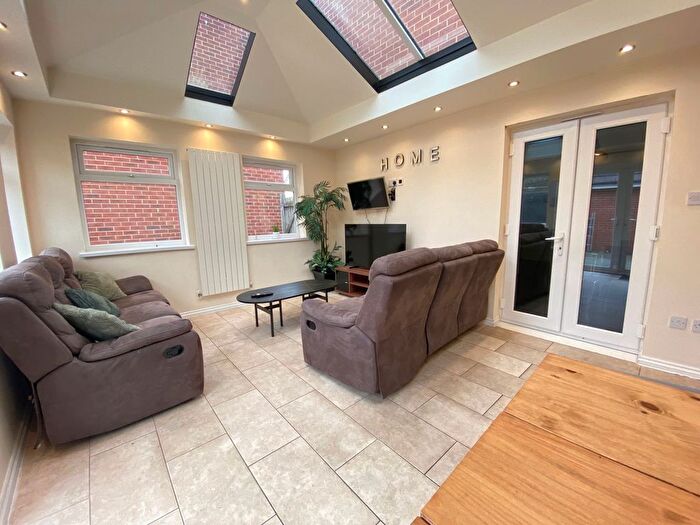 4 Bedroom Property To Rent In Ffordd Nowell, Penylan, Cardiff, CF23