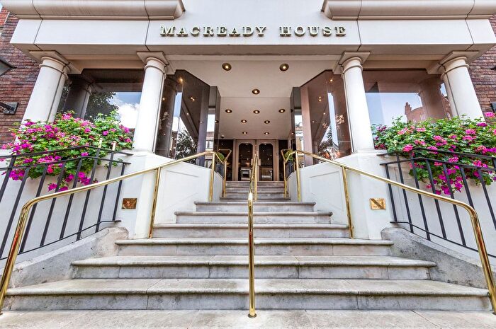 3 Bedroom Flat To Rent In Crawford Street, London, W1H