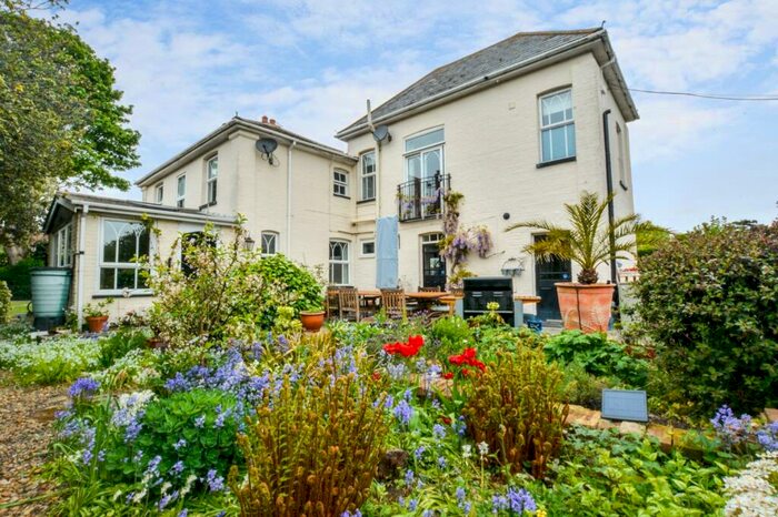 4 Bedroom Detached House For Sale In Bradwell On Sea, CM0
