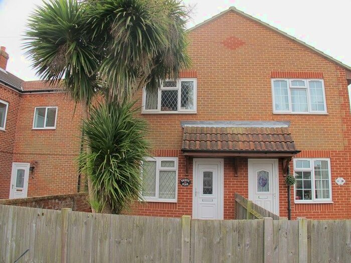 3 Bedroom Semi-Detached House To Rent In Seymour Road, Lee-On-The-Solent, Hampshire PO13