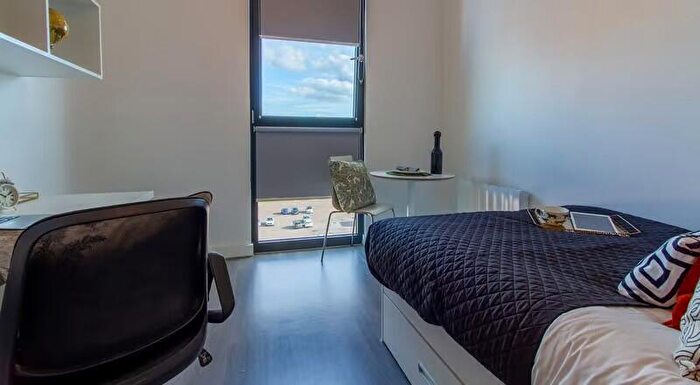 1 Bedroom Apartment To Rent In Bromsgrove Street, Birmingham, B5