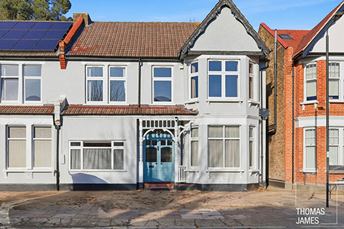 1 Bedroom Apartment To Rent In Selborne Road, London, N14