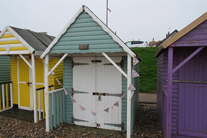 Chalet For Sale In Spa Esplanade, Herne Bay, CT6