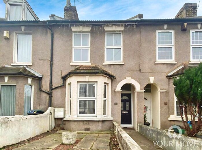 3 Bedroom House To Rent In Old Road West, Gravesend, Kent, DA11