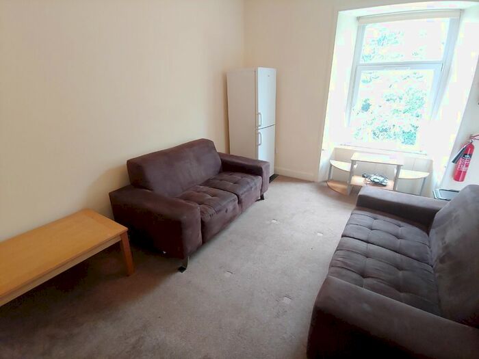 2 Bedroom Flat To Rent In Bruce Street, Stirling Town, Stirling, FK8