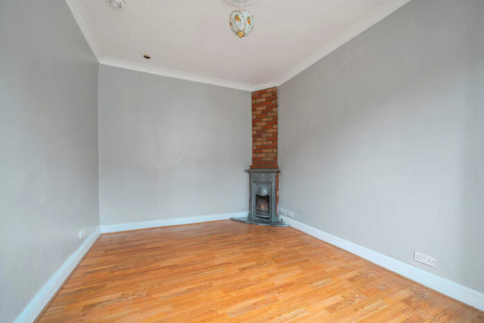 5 Bedroom Terraced House To Rent In Edmonton, London, N9