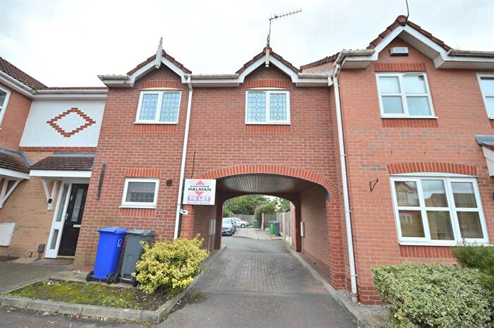 1 Bedroom Apartment To Rent In Dowland Close, Manchester, M23