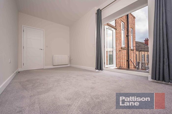 1 Bedroom Apartment To Rent In Silver Street, Kettering, NN16