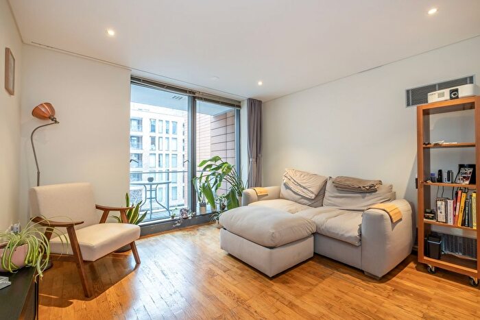 2 Bedroom Flat To Rent In Munkenbeck Building, Hermitage Street, Paddington, W2